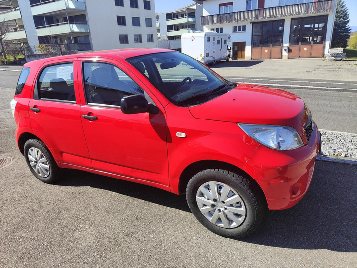 Daihatsu Terios 1.5 4x4 SUV â?? Jetzt entdecken Daihatsu Daihatsu Terios 1.5 4x4