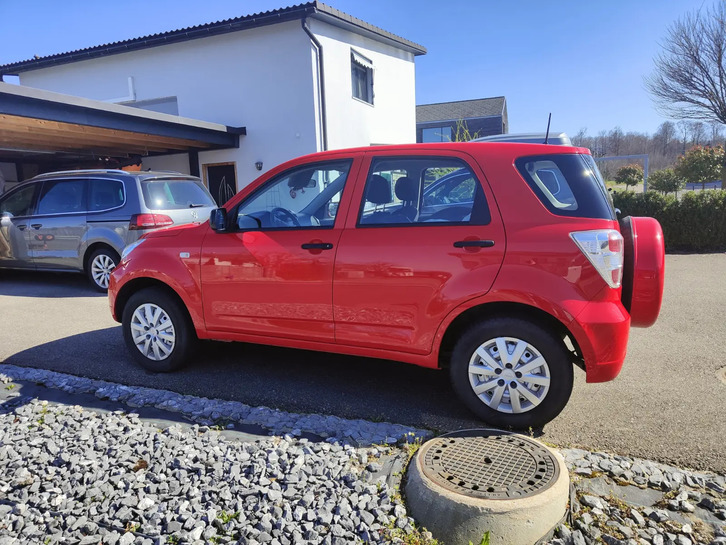 Daihatsu Terios 1.5 4x4 SUV â?? Jetzt entdecken Daihatsu Daihatsu Terios 1.5 4x4