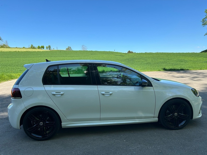 VW Golf VI 2.0 TSI R 4motion