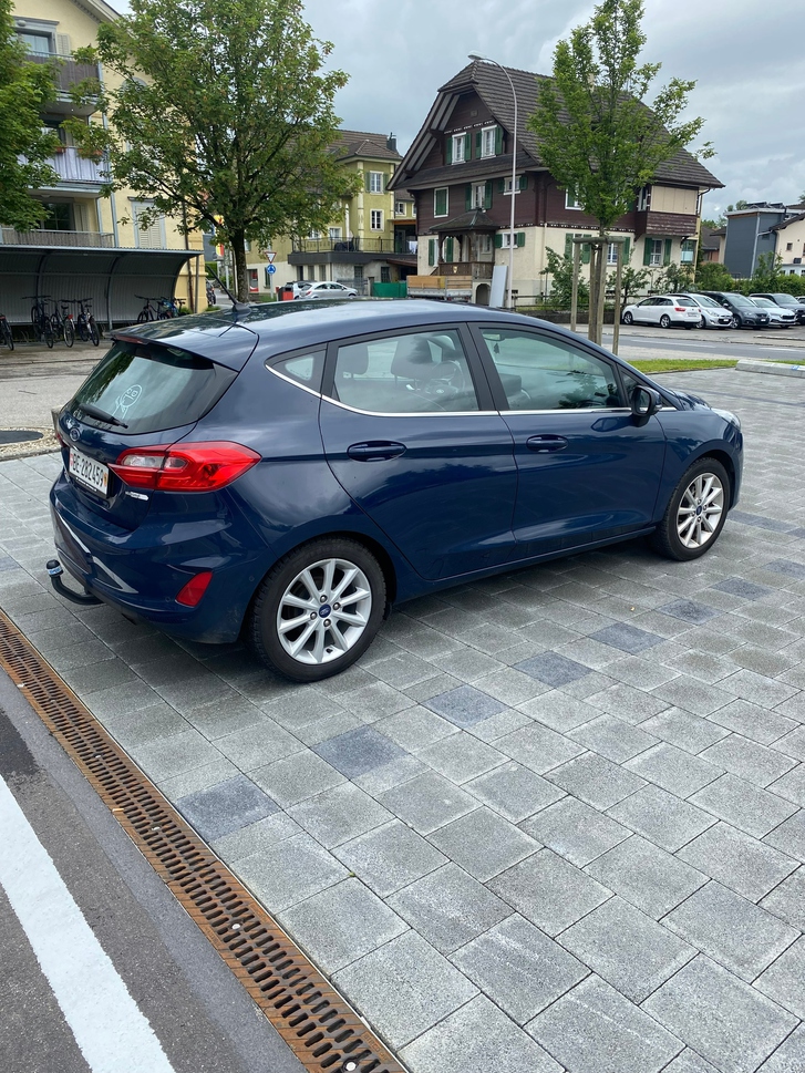 Ford Fiesta 1.0 EcoBoost Titanium â?? Jetzt in Luzern Ford Ford Fiesta 1.0 EcoB Titanium