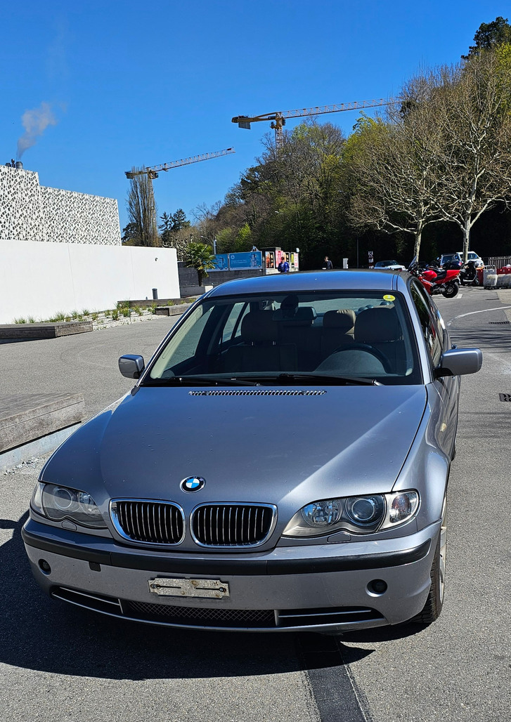 BMW 3er E46 330i - Komfort und Sicherheit pur BMW BMW 3er Reihe E46 330i