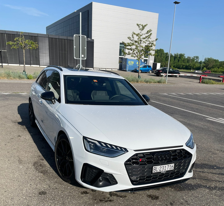 Audi S4 Avant 3.0 V6 TDI quattro - Top Ausstattung Audi Audi S4 Avant 3.0 V6 TDI quattro T-Tronic