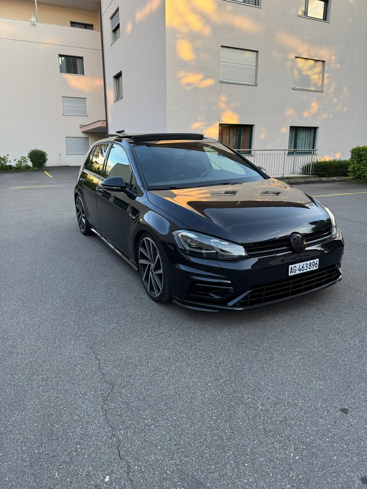 VW Golf VII 2.0 TSI R 310 DSG 4motion