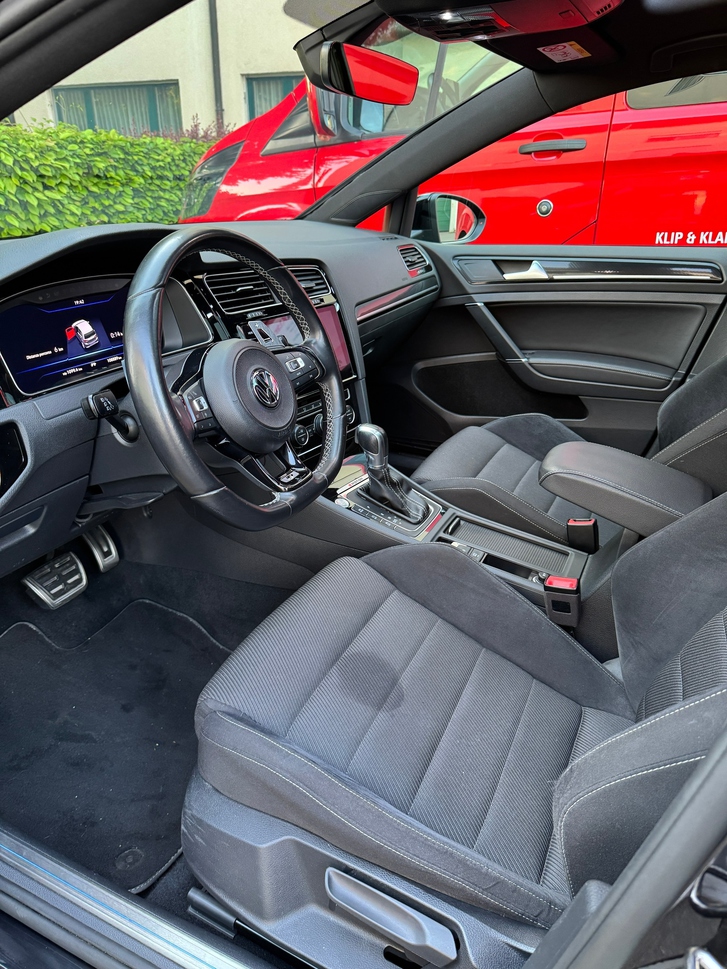 VW Golf VII 2.0 TSI R 310 DSG 4motion