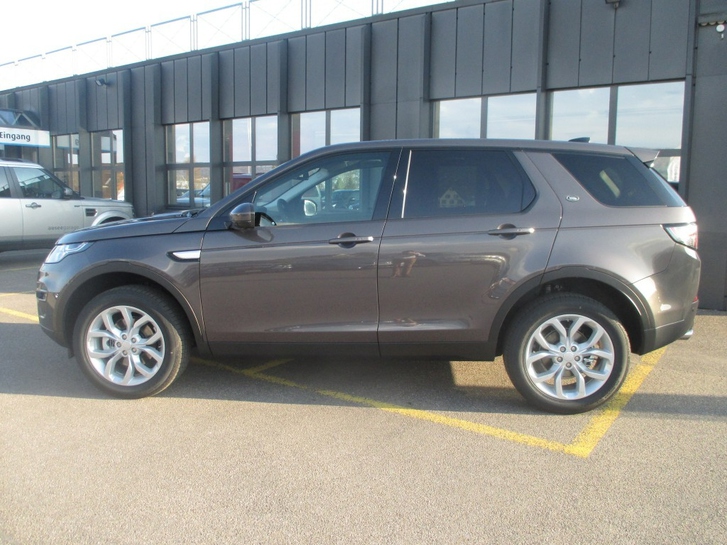 Land Rover Discovery Sport 2.0 TD4 180 HSE, 7-Sitzer Land Rover Land Rover Discovery Sport 2.0 TD4 180 HSE
