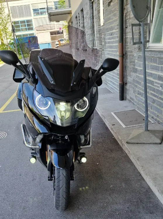 Luxurise BMW K 1600 GT mit Top-Ausstattung BMW BMW K 1600 GT