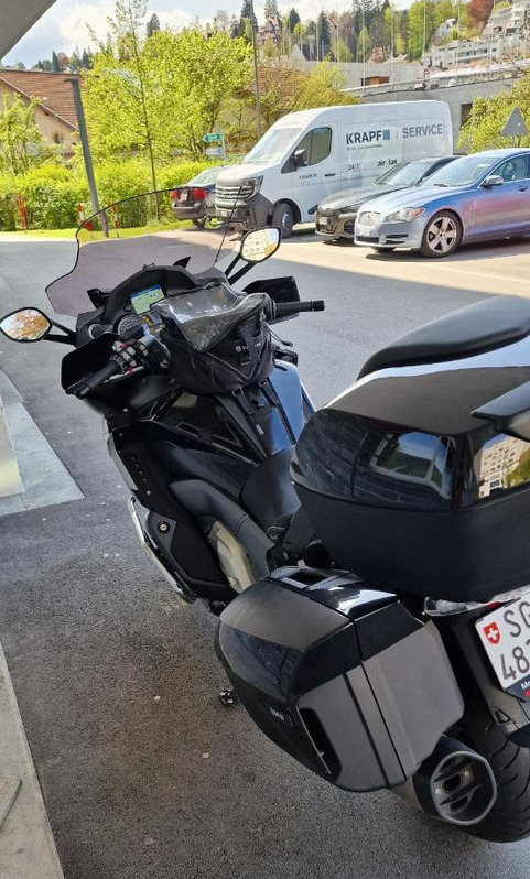 Luxurise BMW K 1600 GT mit Top-Ausstattung BMW BMW K 1600 GT