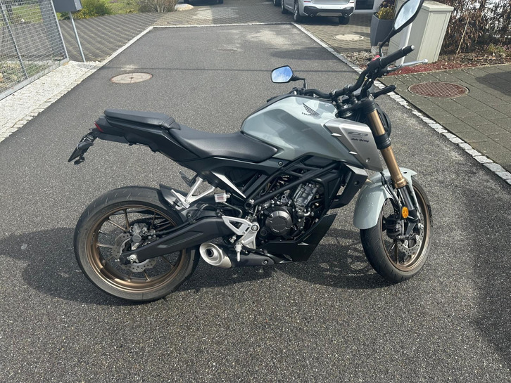 Honda CB 125 R zum Verkauf in Top-Zustand HONDA HONDA CB 125 R