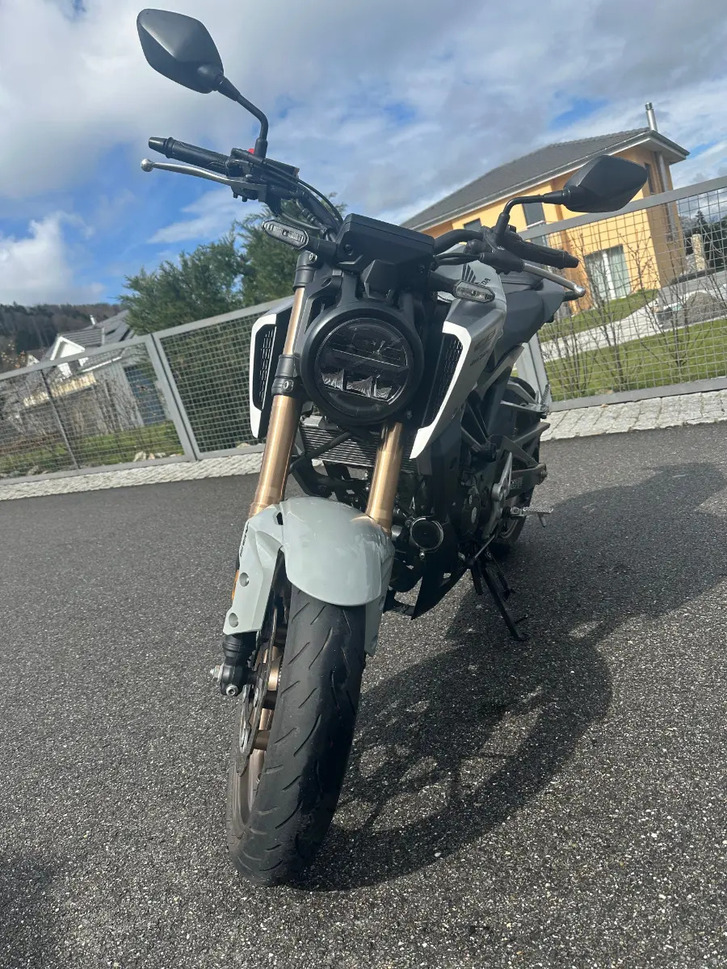 Honda CB 125 R zum Verkauf in Top-Zustand HONDA HONDA CB 125 R