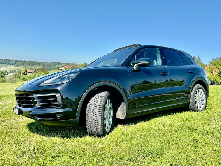 Porsche Cayenne E-Hybrid: Luxuriös, Sparsam, Innovativ Porsche Porsche Cayenne 3.0 V6 E-Hybrid