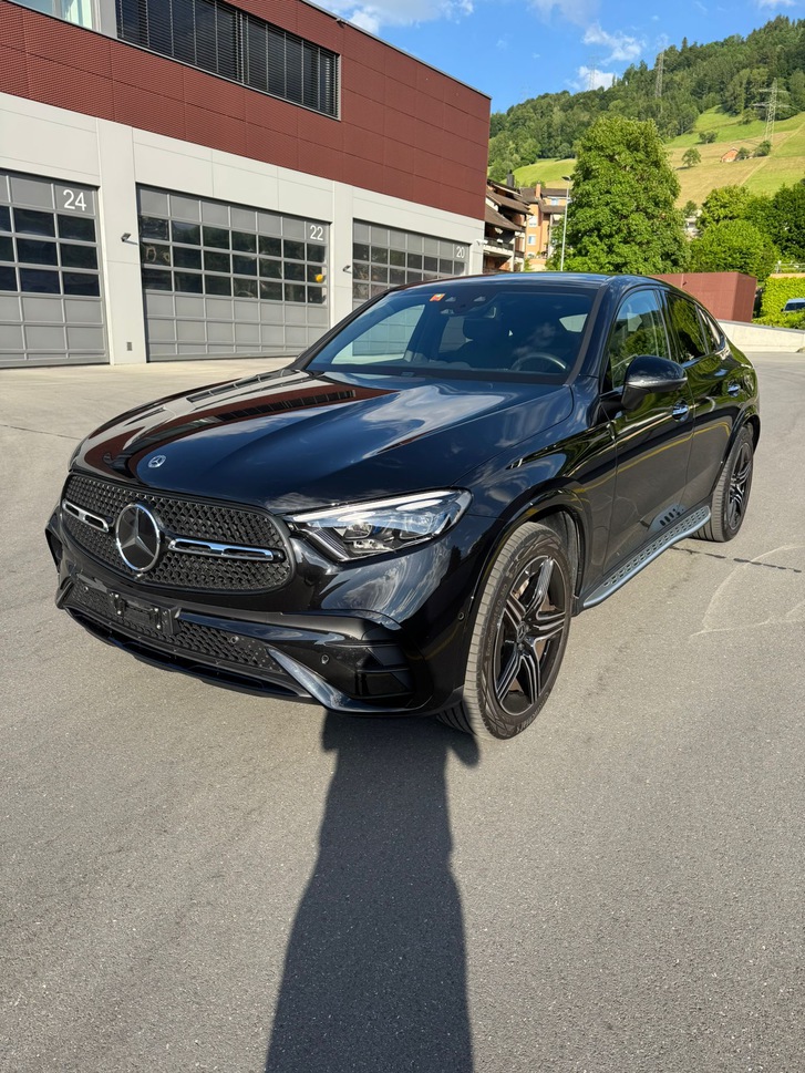 Mercedes-Benz GLC 400 e Coupé - Luxus und Leistung Mercedes-Benz Mercedes-Benz GLC-Klasse C254 Coupé GLC 400 e Avantgarde 4matic