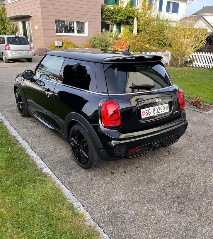 Mini Cooper John Works 2.0i - Top Zustand, ab Service Mini Mini Mini F56 2.0i John Cooper Works SAG