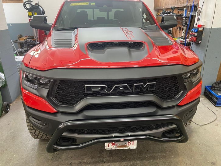 Dodge Ram 1500 TRX 6.2 V8 - Luxus 4x4 Pickup DODGE DODGE Ram 1500 6.2 V8 4x4 TRX