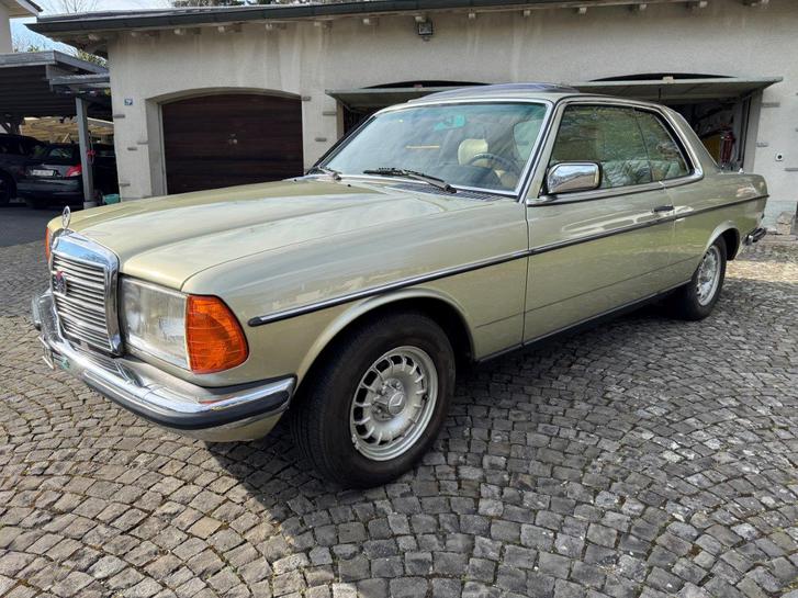 Mercedes-Benz C123 Coup 280 CE - Rares Schmuckstück Mercedes-Benz Mercedes-Benz C123 Coupé 280 CE