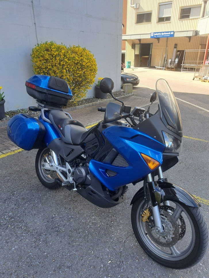 Honda XL 1000 V Varadero ABS in Top Zustand HONDA HONDA XL 1000 V Varadero ABS