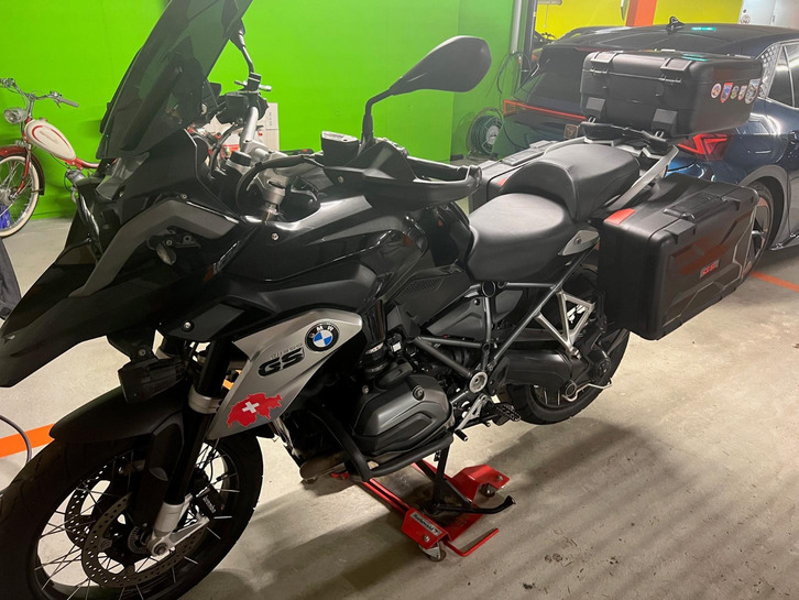 BMW R 1200 GS LC Triple Black in Bestzustand BMW BMW R 1200 GS LC Triple Black