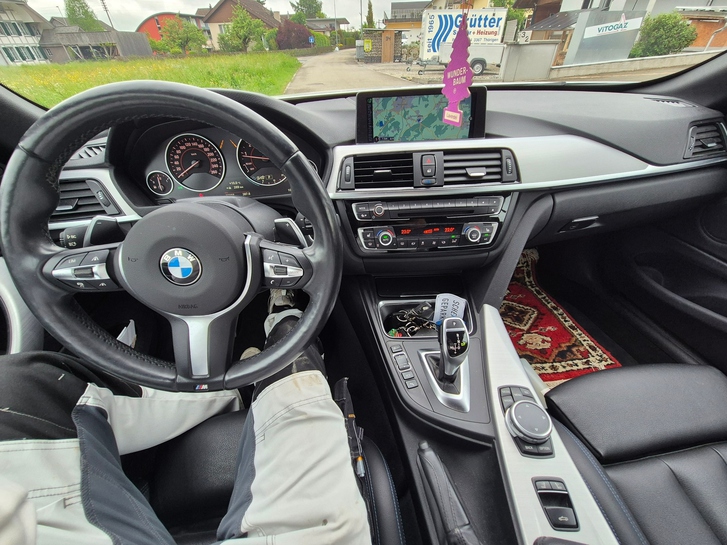 BMW 428i xDrive Cabrio 2025 - Top Ausstattung BMW BMW 4er Reihe F33 Cabrio 428i xDrive SAG