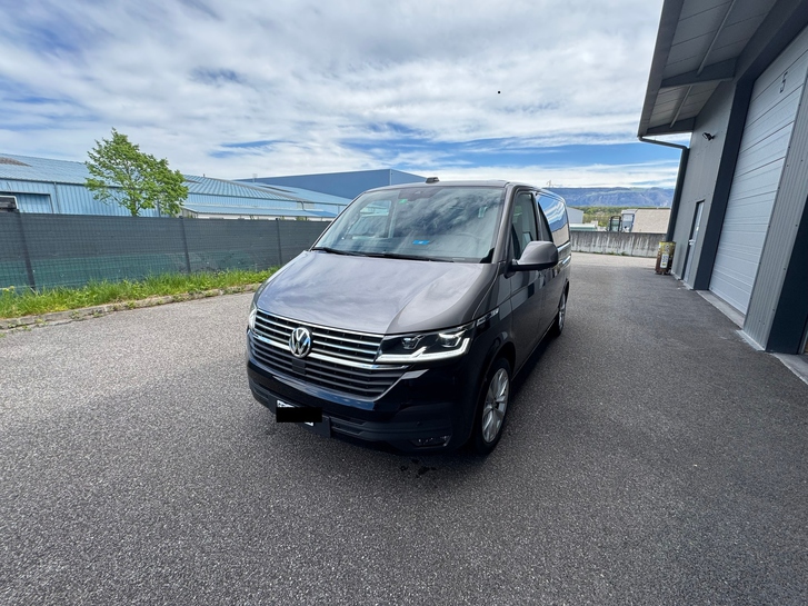 VW T6.1 Multivan 2.0 TDI DSG 4Motion im Top-Zustand VW VW T6.1 Multivan 2.0 TDI DSG 4 Motion