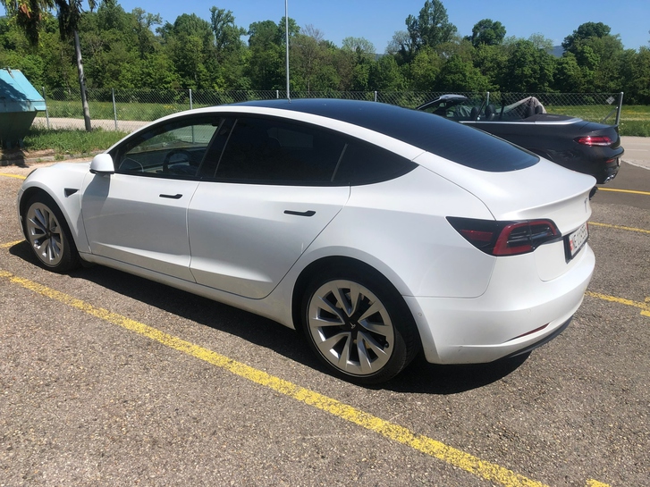 Tesla Model 3 Long Range mit Premium-Ausstattung Tesla Tesla Model 3 Long Range D