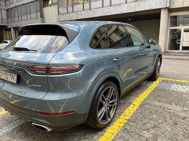 Porsche Cayenne 3.0 V6 E-Hybrid mit Garantie Porsche Porsche Cayenne 3.0 V6 E-Hybrid