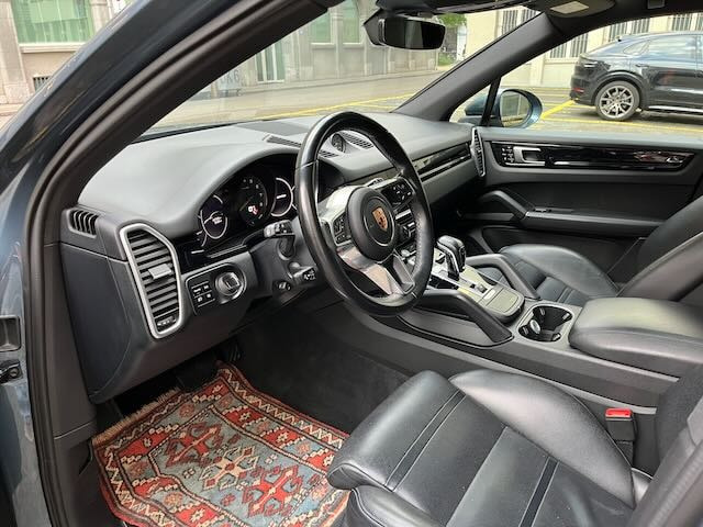 Porsche Cayenne 3.0 V6 E-Hybrid mit Garantie Porsche Porsche Cayenne 3.0 V6 E-Hybrid