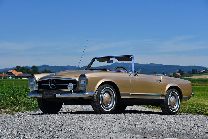 MERCEDES-BENZ 250SL (Pagode)