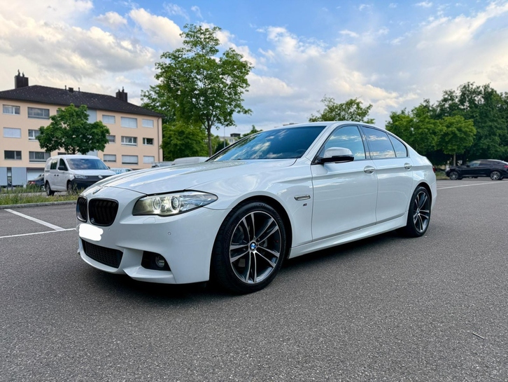 Top gepflegter BMW 520d F10 M-Paket zu verkaufen BMW BMW 5er Reihe F10 520d SAG