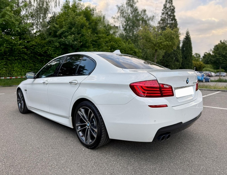 Top gepflegter BMW 520d F10 M-Paket zu verkaufen BMW BMW 5er Reihe F10 520d SAG