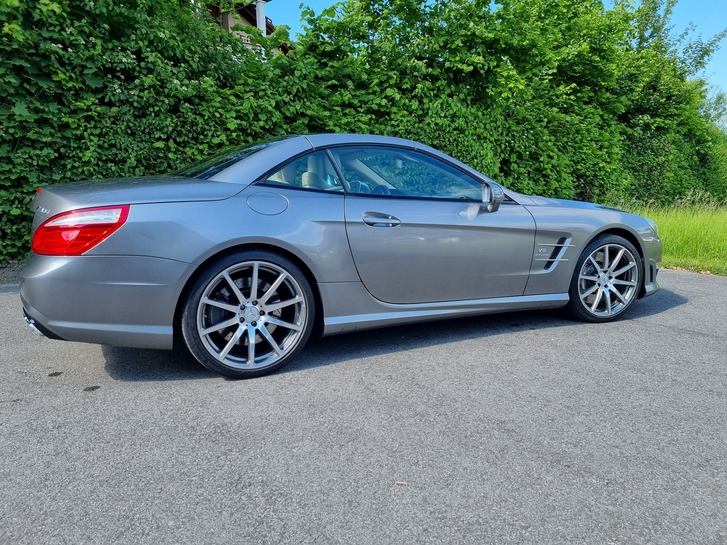 Mercedes SL 63 AMG Cabriolet - Luxus und Leistung Mercedes-Benz Mercedes-Benz SL-Klasse R230 Cabriolet SL 63 V8 AMG