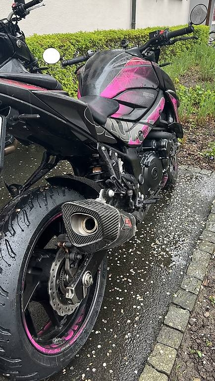Suzuki GSX-S 750W 2021, gepflegt, 26.763 km, Meinier Suzuki Suzuki GSX-S 750 W