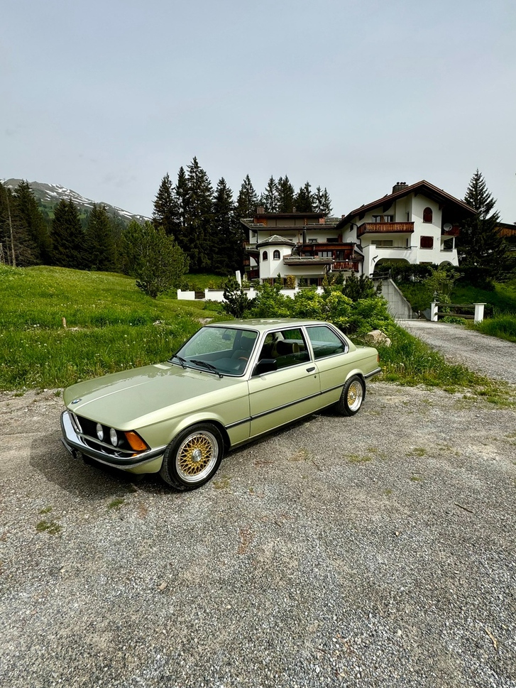 Klassischer BMW 320/6 E21 in Top-Zustand BMW BMW 320/6