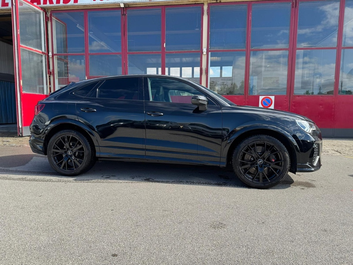 Audi RS Q3 Sportback 2025: Leistung und Luxus Audi Audi RS Q3 Sportback 2.5 TFSI quattro S-Tronic