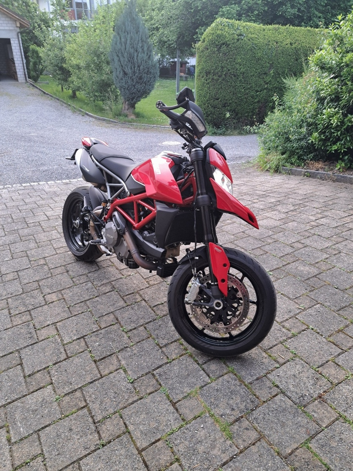 Ducati Hypermotard 950 - Top Zustand, nur 8500 km Ducati Ducati Hypermotard 950