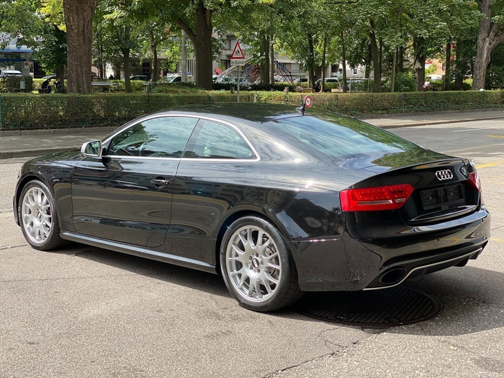 Audi RS5 Coupé 4.2 V8 FSI quattro | Perfekter Zustand Audi Audi RS5 Coupé 4.2 V8 FSI quattro S-Tronic