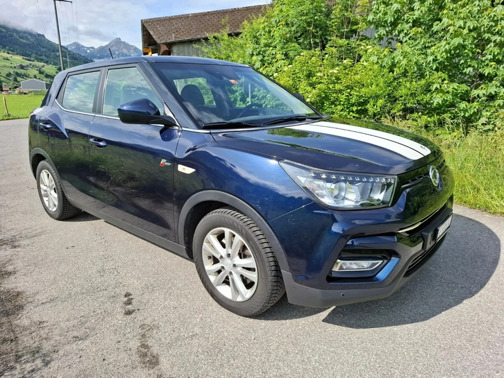 SsangYong Tivoli 1.6 e-XDi ME Edition 4WD â?? Top Zustand SsangYong SsangYong Tivoli 1.6 e-XDi ME Edition 4WD