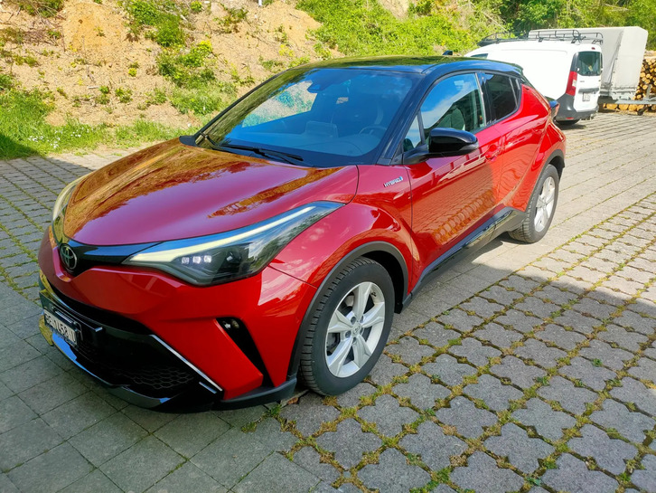 Toyota C-HR 2.0 VVTi HSD GR Sport â?? Top SUV Toyota Toyota C-HR 2.0 VVTi HSD GR Sport