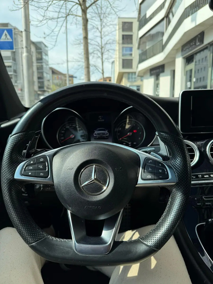 Mercedes C-Klasse C300 AMG Line Coupé kaufen Mercedes-Benz Mercedes-Benz C-Klasse C205 Coupé C 300 AMG Line