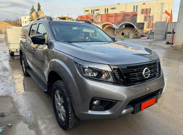 Nissan Navara 2.3 dCi Double Cab Tekna â?? Top Ausstattung Nissan Nissan Navara 2.3 dCi Double Cab Tekna