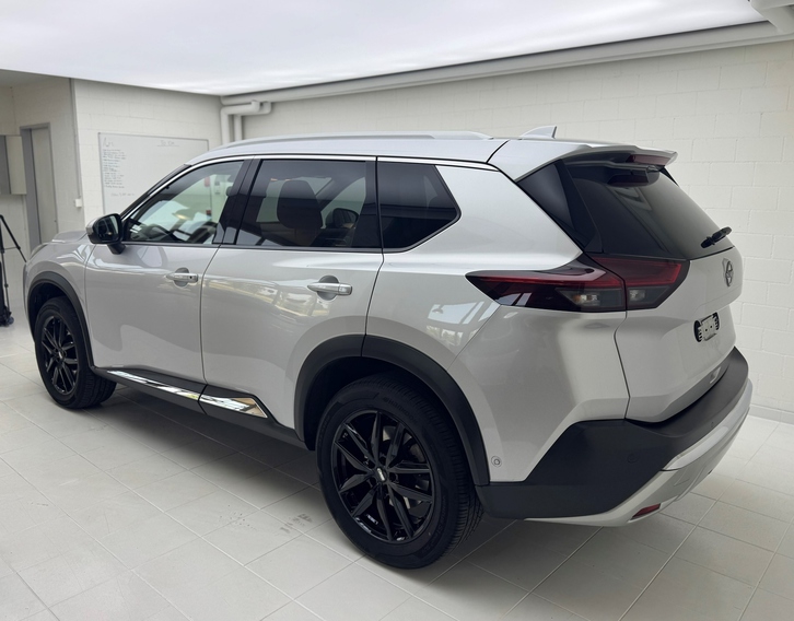 Nissan X-Trail 1.5 VC-T Tekna+ e-4orce, 7 Sitzer Nissan Nissan X-Trail 1.5 VC-T Tekna+ e-4orce 7P