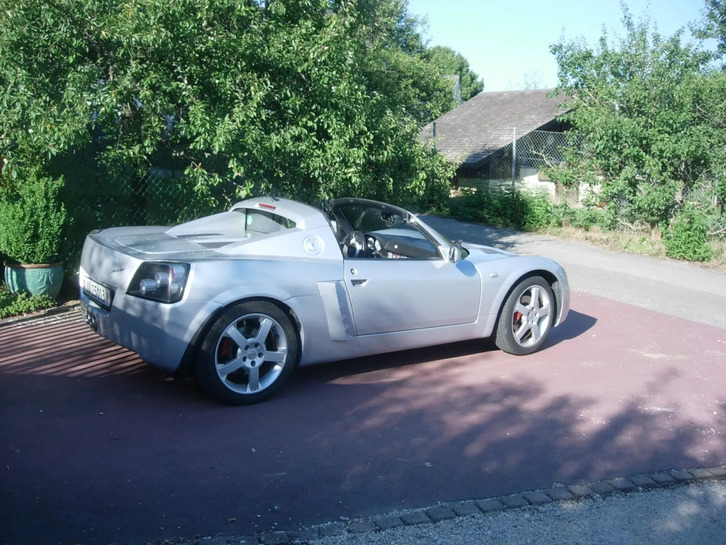 Opel Speedster 2.2 16V - Sportwagen in gutem Zustand Opel Opel Speedster 2.2 16V