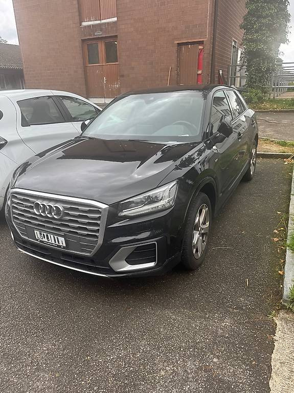 Audi Q2 2.0 TFSI quattro | Top Zustand & VB Audi Audi Q2 2.0 TFSI quattro S-Tronic