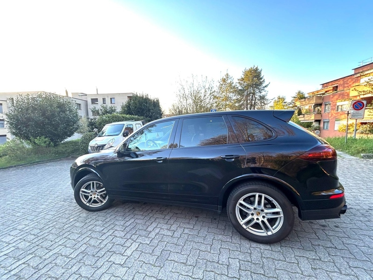 Porsche Cayenne 3.0 V6 TDI - Luxus-SUV in Top Zustand Porsche Porsche Cayenne 3.0 V6 TDI TipT