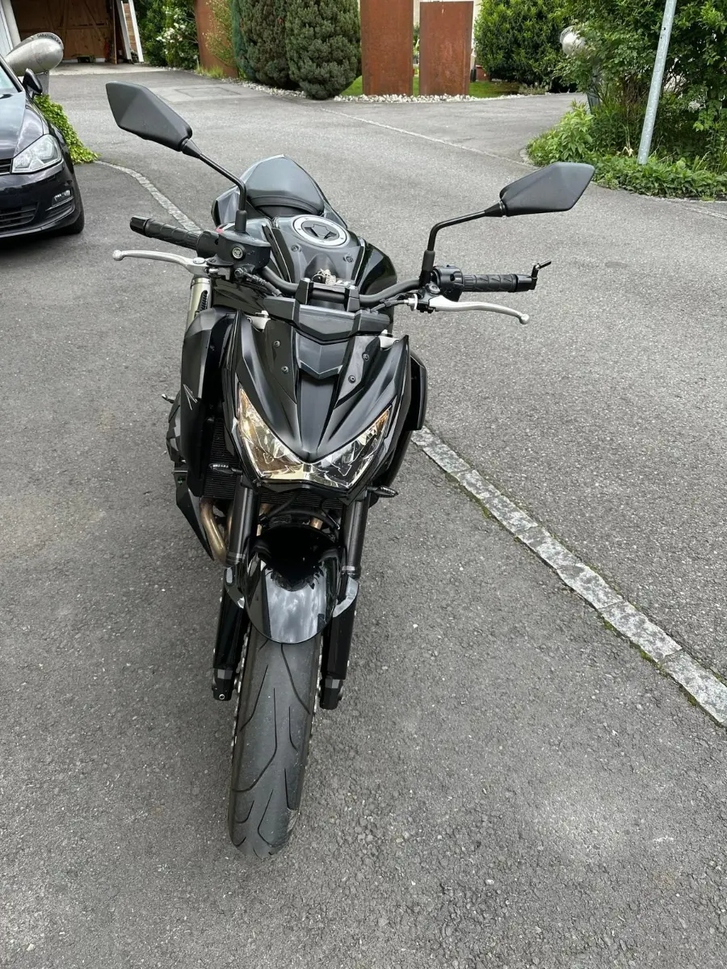 Kawasaki Z800 ABS gebraucht kaufen Schweiz KAWASAKI KAWASAKI Z 800 ABS