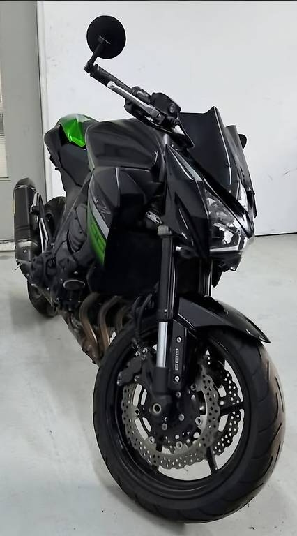 Kawasaki Z800 ABS - Top Zustand, Unfallfrei KAWASAKI KAWASAKI Z 800 ABS