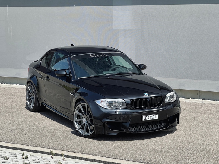 BMW 1er Coupe E82 M mit Tuning & Top-Ausstattung BMW BMW 1er Reihe E82 Coupé M