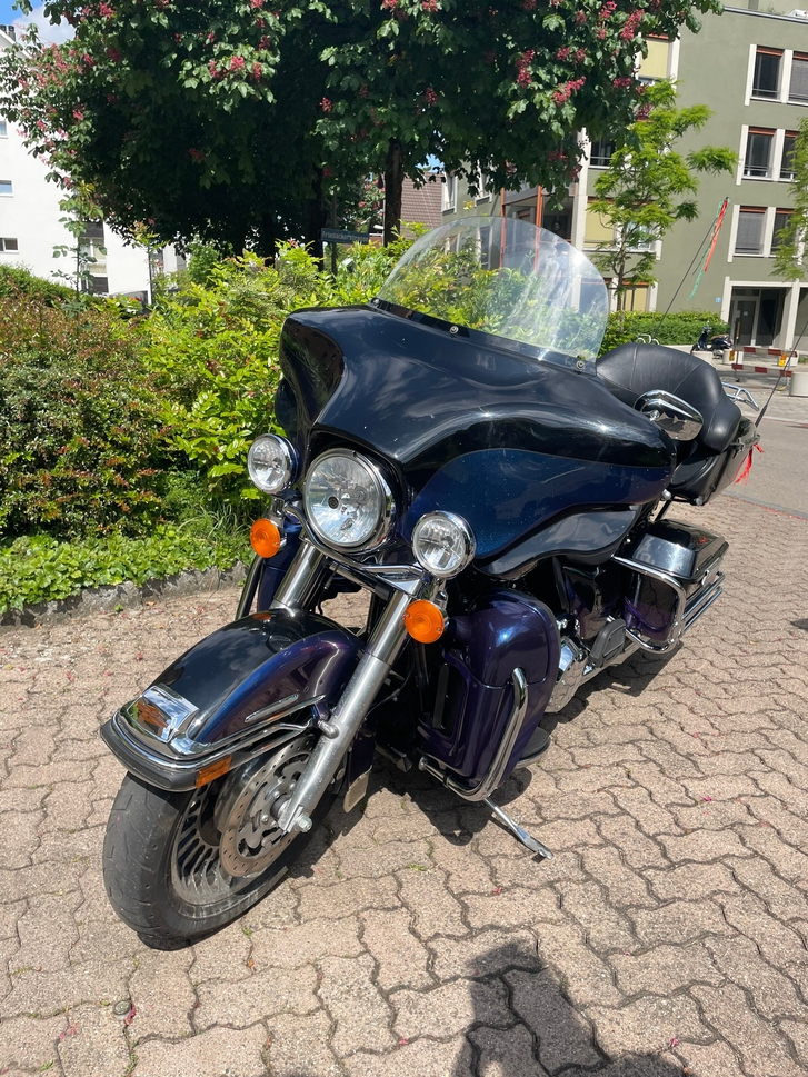 Harley-Davidson FLHTK Electra Glide Ultra Limited HARLEY-DAVIDSON HARLEY-DAVIDSON FLHTK Electra Glide Ultra Limited