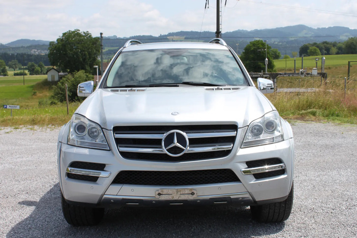 Mercedes-Benz GL-Klasse X164 GL 500 V8