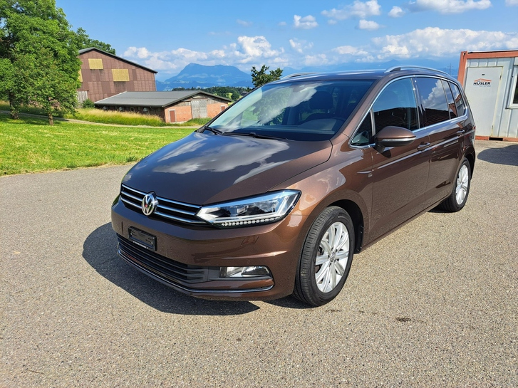 VW Touran 2.0 TDI SCR Highline DSG - Top Ausstattung VW VW Touran 2.0 TDI SCR Highline DSG