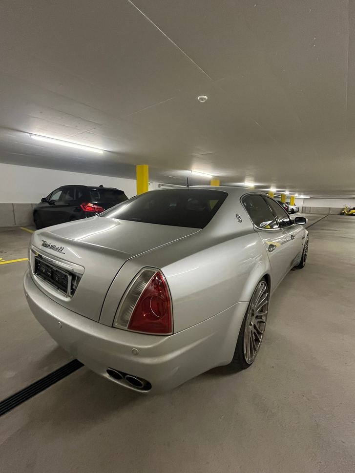 Maserati Quattroporte 4.2 V8 Sport GT - Luxusauto kaufen Maserati Maserati Quattroporte 4.2 V8 Sport GT