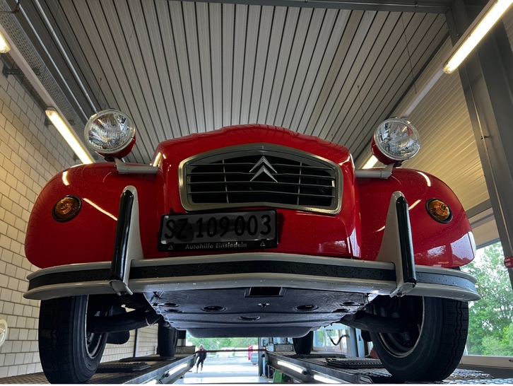 Top Citroën 2CV6 Special im Bestzustand kaufen Citroën Citroën 2CV6 Special